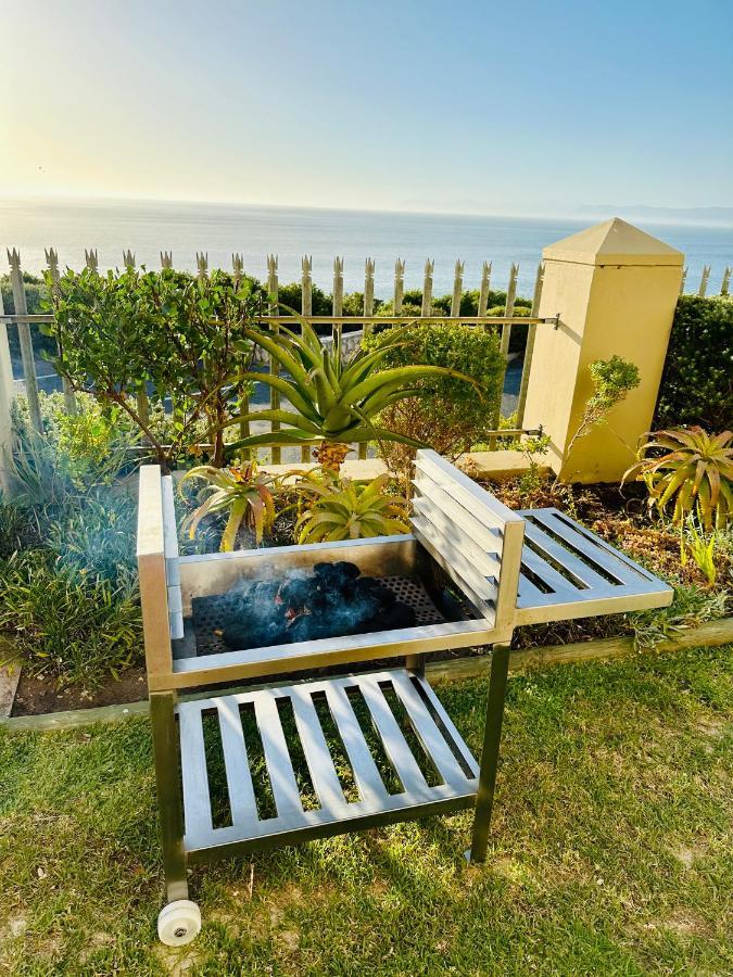 Ferienwohnung The View At Whale Cove De Kelders Exterior foto