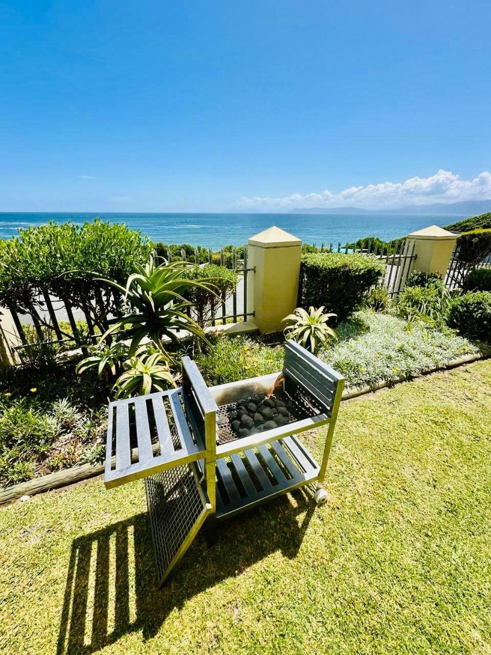 Ferienwohnung The View At Whale Cove De Kelders Exterior foto